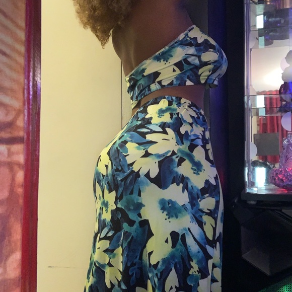 Floral Bandeau Maxi Skirt Two Piece - Picture 6 of 10